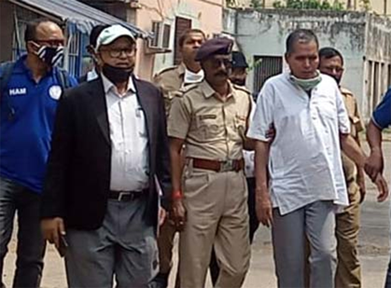 दुर्गाप्रसाद तिम्सिनाको परिवारलाई क्षतिपूर्ति दिन कलकत्ता उच्च अदालतको आदेश