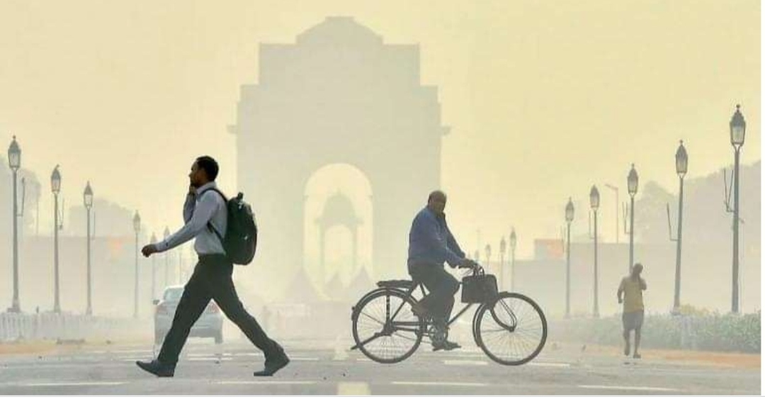 भारतमा प्रदूषण बढेपछि कर्मचारीले घरबाटै काम गर्न थाले, दिल्लीमा लकडाउनसम्मको तयारी